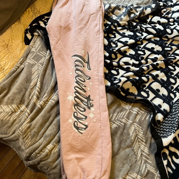 TALENTLESS WOMEN'S SWEATPANTS - PASTEL AIRBRUSH - Picture 7 of 17